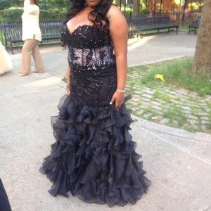 Selling My Jovani Prom Dress.